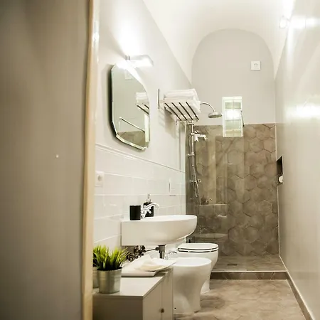 Apartment Duomo 22 Neapel